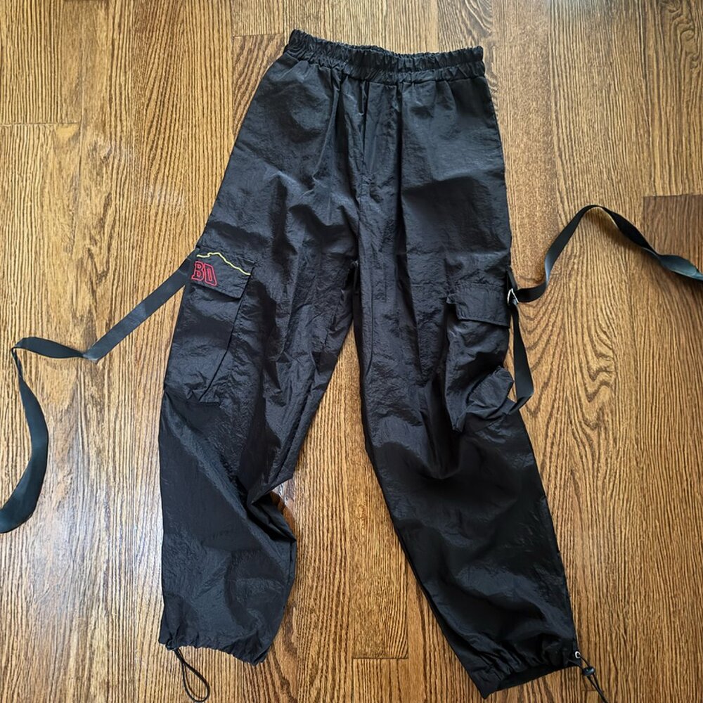 Black Tech-Cargo Pants w/ Ribbon Straps – Streetwear / Y2K / Utility